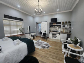 Le Graan Guestroom